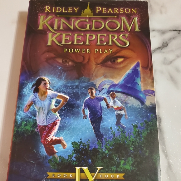 Kingdom Keepers IV: Power Play Book - Picture 8 of 8